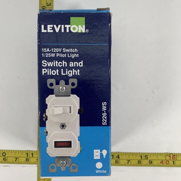 Leviton 5226-W SIDE WIRE SINGLE POLE COMBO SWITCH & Pilot Light 15A 120VAC - Picture 1 of 15